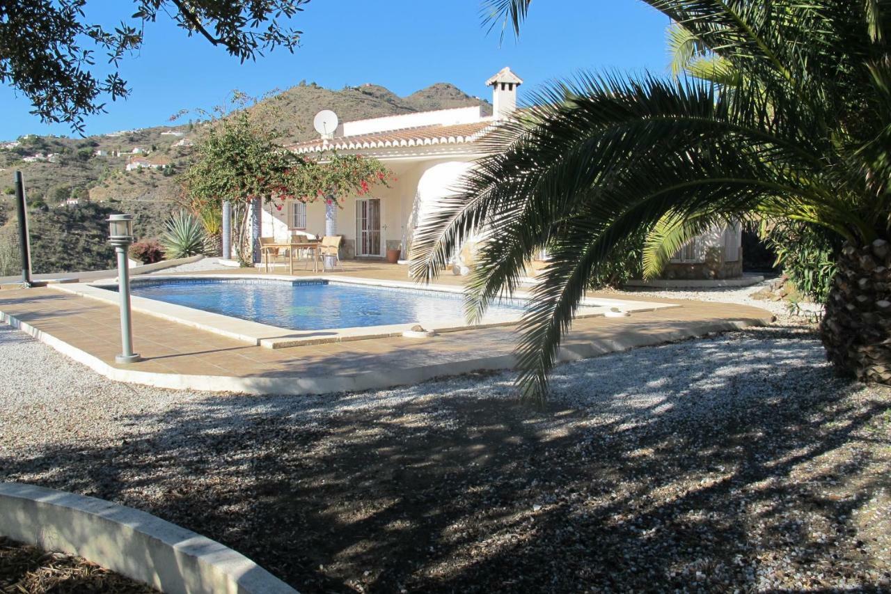 Villa Camakini With Heated Pool And Sea View Arenas  Exterior photo